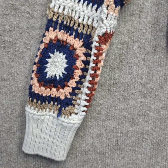American Eagle XS Crochet Granny Square Boho Cropped Sweater - Picture 5 of 10